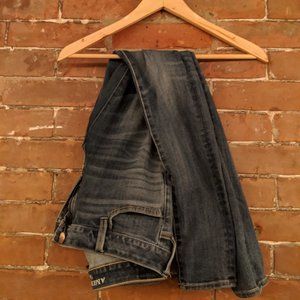 American Eagle 360 Super Stretch